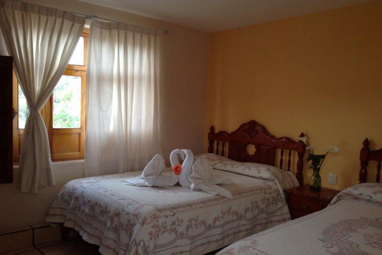 Hotel Posada Camelinas 파츠쿠아로 외부 사진