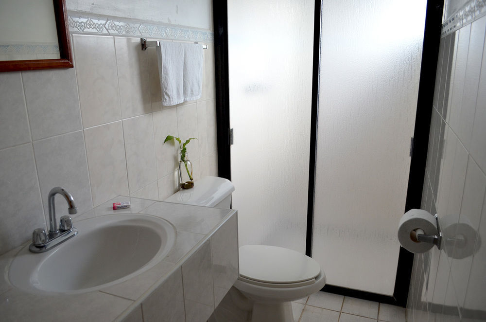 Hotel Posada Camelinas 파츠쿠아로 외부 사진